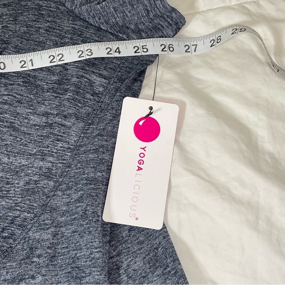 NWT Blue Heather Twist Front Women's Top 3XL - Picture 7 of 11